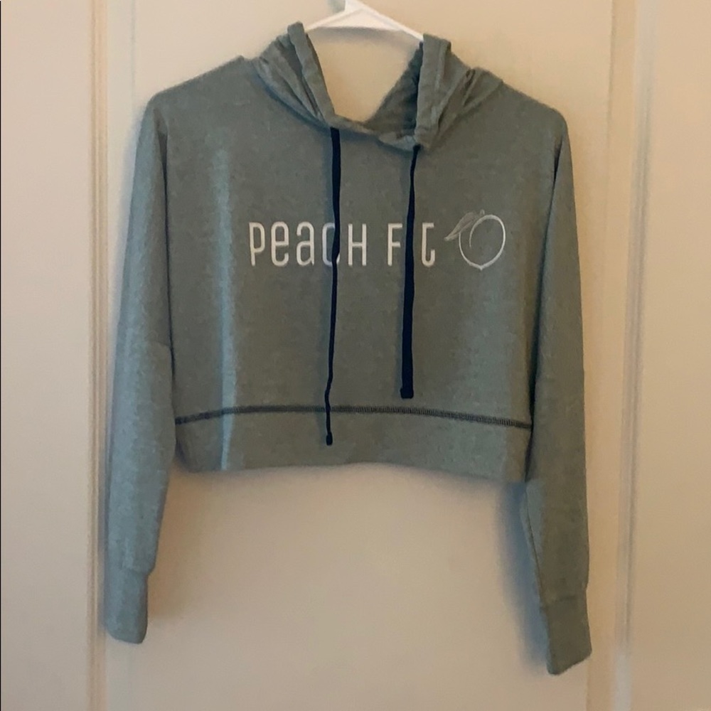 Peach Fit Cropped Athletic Shirt